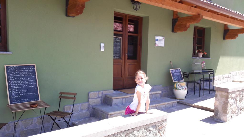 Rifugio Alpi Apuane Hotel Careggine Exterior foto